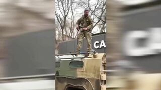 Кадыровские TikTok щенки сбежали и оставили ВСУ свои «Тигры»