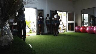 Learning how to catwalk (Delcome Models Agency)