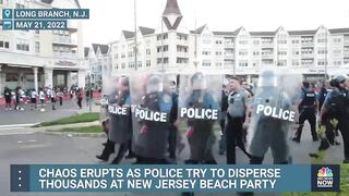 Watch: Chaos Erupts As Police Disperse Thousands On New Jersey Beach
