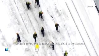 Japan is completely paralyzed: The height of snowdrifts exceeds 4 meters