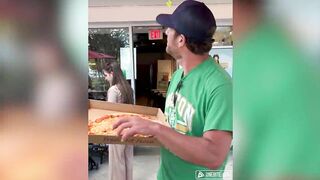 Barstool Pizza Review - Big Bro Pizzeria (West Palm Beach, FL)