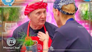 El regalo de “reconquista” de Xavier Deltell a María Zurita | MasterChef Celebrity 7