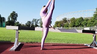 Contortion and Gymnastics/ Performance Super splits/ Workout STRETCH Legs