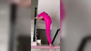 Top Legs Flexibility. Contortion Training. Workout yoga. Fitness Flexible Girls #shorts