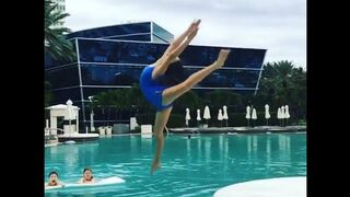 TINY DANCER JUMP IN POOL WITH FLEXIBLE LEGS #shorts