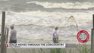 Idalia brings strong winds, huge waves, and floods to Folly Beach