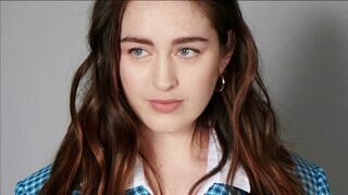 Danielle Galligan Biography, Age, Height, Weight, Outfits Idea