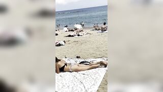 ???????? Relaxing at Barcelona beach