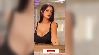 Julia Tica - Modelo colombiana de bikinis e influyente en las redes sociales