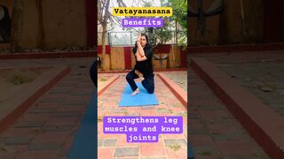 Yoga to Strengthen leg muscles ????#Vatayanasana#shorts#ytshorts#yoga #simple#youtubeshort