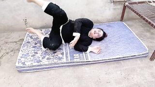 Yoga part 2 boom boom pari khan