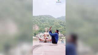 Yoga at Ganga Ghat |Yoga with Urmi Pandya