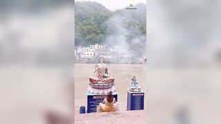 Yoga at Ganga Ghat |Yoga with Urmi Pandya
