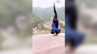 Yoga at Ganga Ghat |Yoga with Urmi Pandya