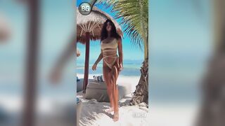 Lucia Javorcekova - Modelo eslovaca de bikinis