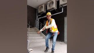 stretching muna ako mga idol bago mag trabaho