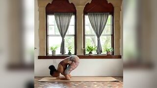 Best yoga flow | full body strech#viral #yoga #model