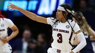 Destanni Henderson drops career-high 26 points in title game win